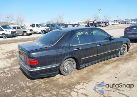 2000 Mercedes-Benz E 55 Amg z USA, uszkodzony, nr VIN WDBJF74JXYA975382